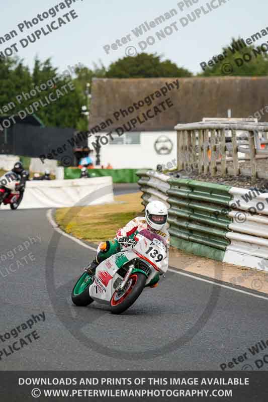Vintage motorcycle club;eventdigitalimages;mallory park;mallory park trackday photographs;no limits trackdays;peter wileman photography;trackday digital images;trackday photos;vmcc festival 1000 bikes photographs